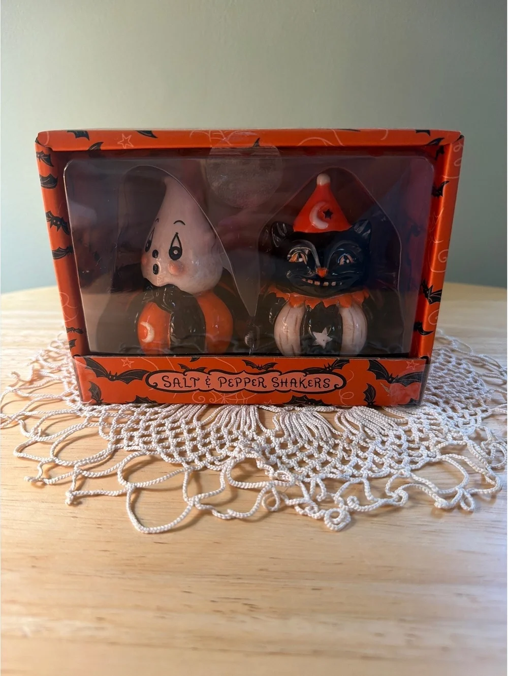Johanna Parker Halloween Salt and Pepper Shakers Set